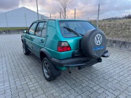 VW Golf Country 1,8 Syncro full