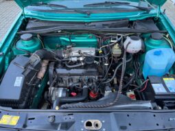 VW Golf Country 1,8 Syncro full