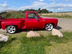 Chevrolet C10 Pickup full