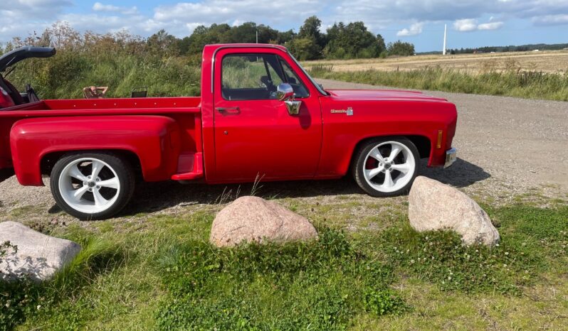 Chevrolet C10 Pickup full