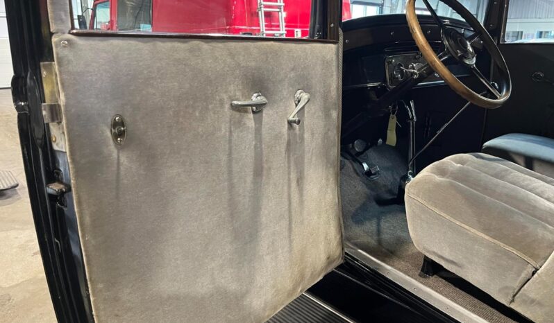 Buick Special 30-58 DOCTOR COUPE full