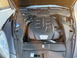 Porsche Cayenne SUV full