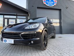 Porsche Cayenne SUV full