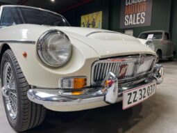 MG MGC 2,9 R6 COUPE – TOP STAND full