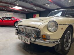MG MGC 2,9 R6 COUPE – TOP STAND full