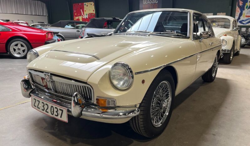 MG MGC 2,9 R6 COUPE – TOP STAND full