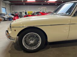 MG MGC 2,9 R6 COUPE – TOP STAND full