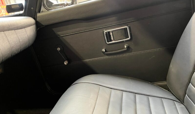 MG MGC 2,9 R6 COUPE – TOP STAND full