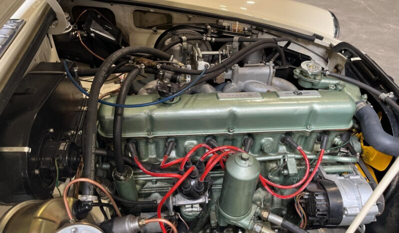 MG MGC 2,9 R6 COUPE – TOP STAND full