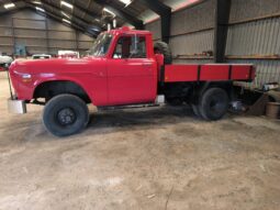 International Harvester 200/eight full