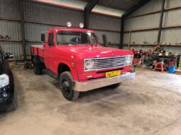 International Harvester 200/eight full