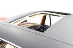 Mercedes-Benz 220-280 (W111) 250 SE Coupé full