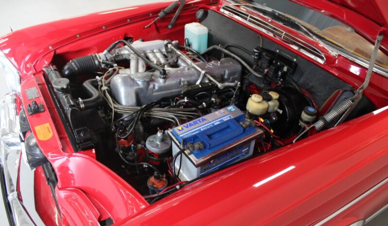 Mercedes-Benz 220-280 (W111) 250 SE Coupé full