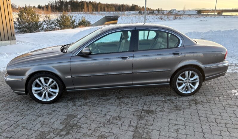 Jaguar X-Type 2,5 Deluxe aut. 4d full