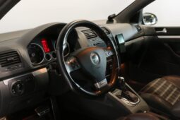VW Golf V 2.0 GTi Edition 30 full