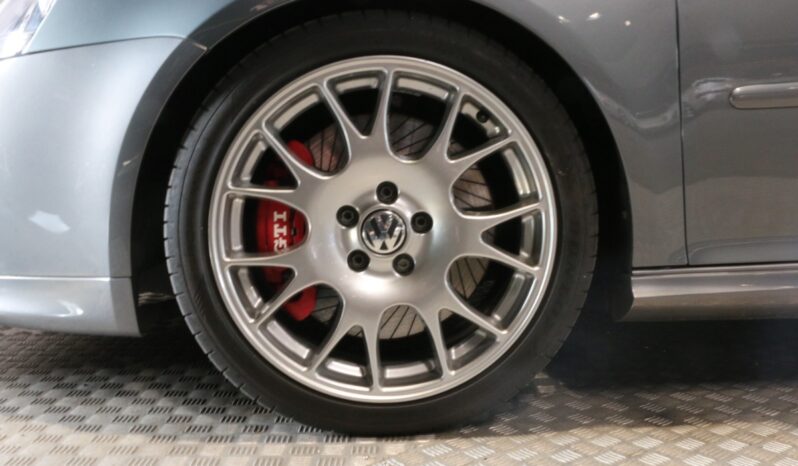 VW Golf V 2.0 GTi Edition 30 full