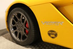 Dodge Viper SRT-10 full