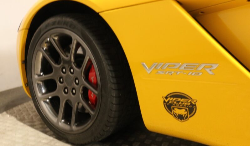 Dodge Viper SRT-10 full