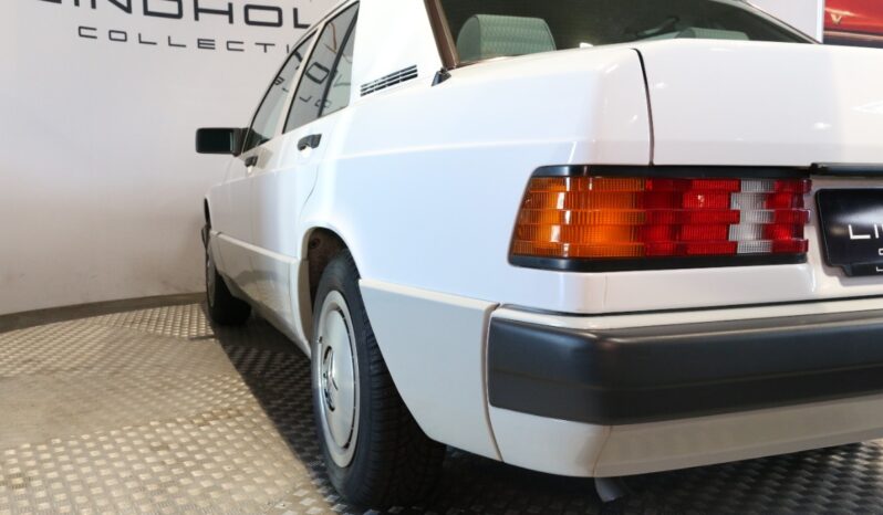 Mercedes-Benz 190 (type 201) 190 E 2.0 full