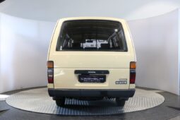 Toyota HiAce 2.4 D full