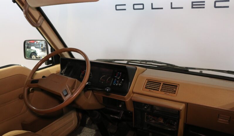 Toyota HiAce 2.4 D full