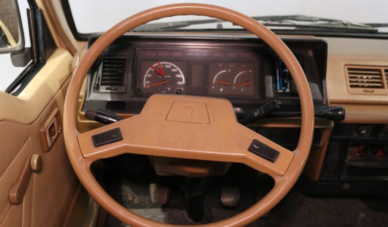 Toyota HiAce 2.4 D full