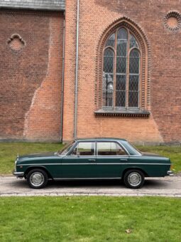 Mercedes-Benz 200-230 (W115) 220/8 full