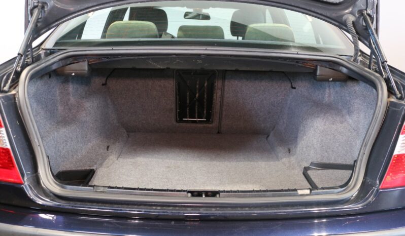 BMW 3-serie E46 330i Edition Sport full