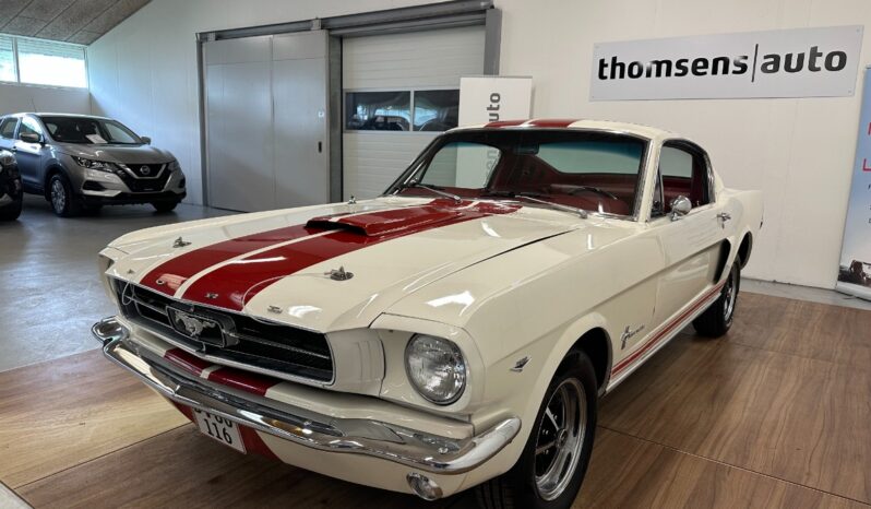 Ford Mustang 4,7 V8 Fastback 2d full