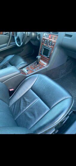 Mercedes-Benz E klasse (W210) E220 CDI full