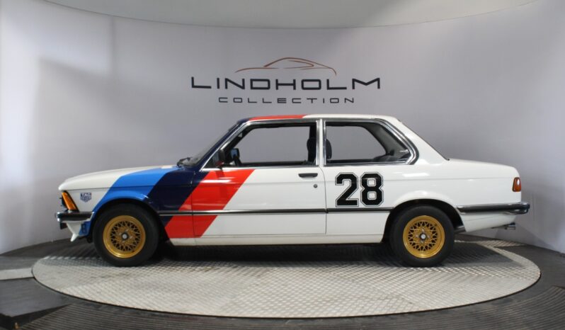 BMW 3-serie E21 320i “Tribute” full