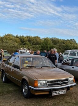 Opel Commodore C. 2,5s full