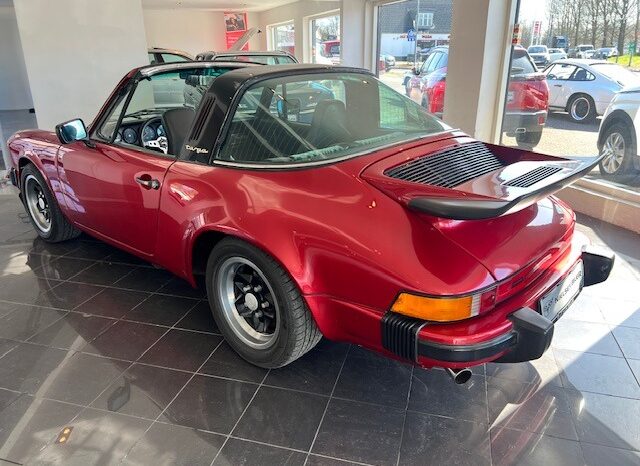 Porsche 911 Targa 2,7 i full