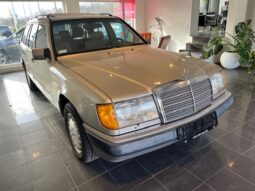 Mercedes-Benz E-Klasse (W124) 300 Te 4-Motion 7 Personers full