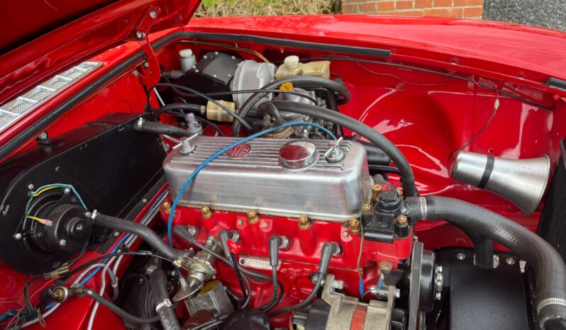 MG MGB 1,8 Overdrive full