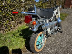 Honda DAX full