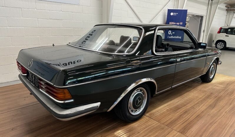 Mercedes-Benz 200-300 (W123) 230 CE 2,3 i Aut. Coupé full