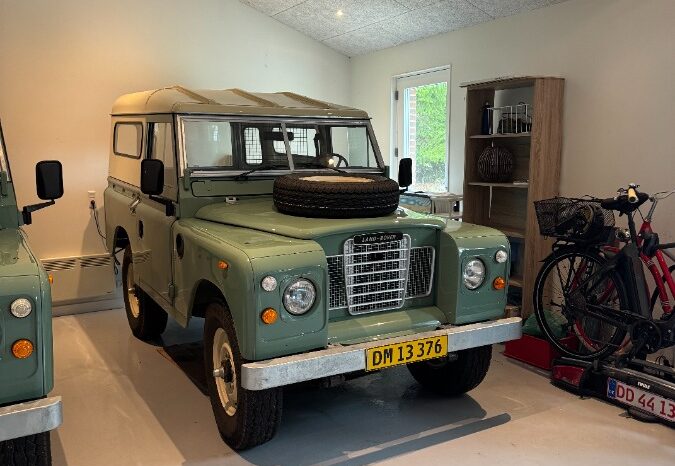 Land Rover S3 III 88″ full