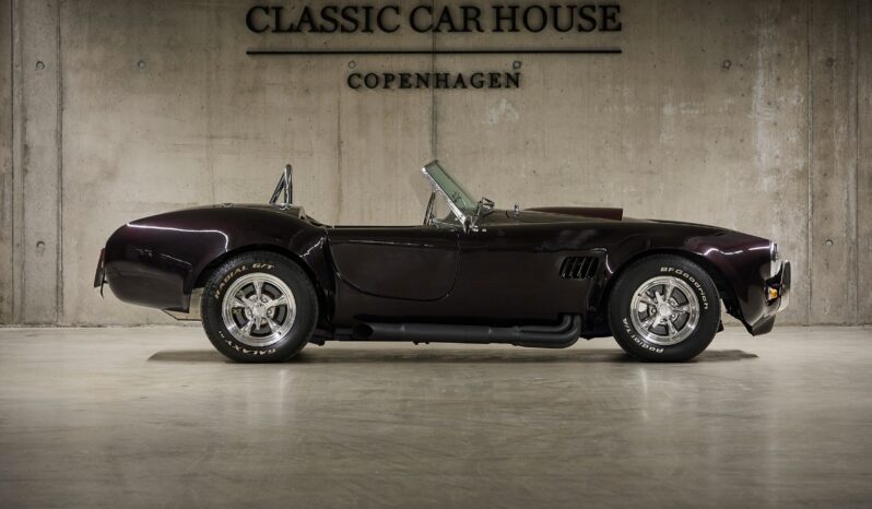 AC Cobra Replica Street Beasts full