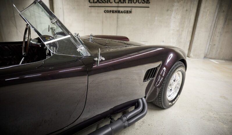 AC Cobra Replica Street Beasts full