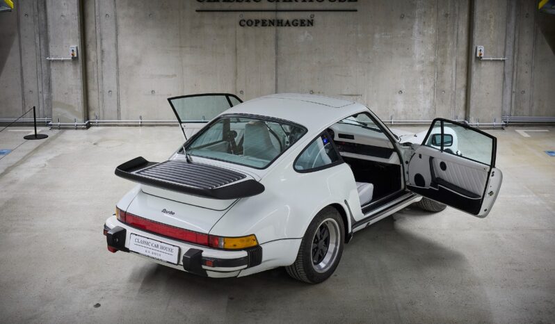 Porsche 911 930 turbo full