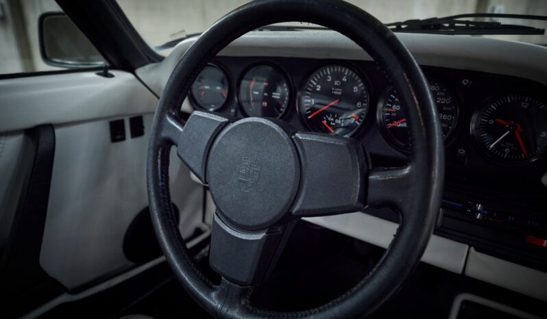 Porsche 911 930 turbo full