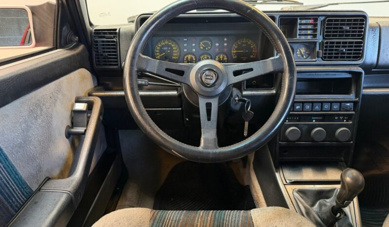 Lancia Delta 2,0 HF Integrale 8V 5d full