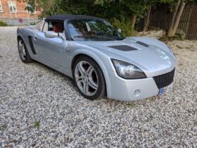 Opel Speedster 2.2
