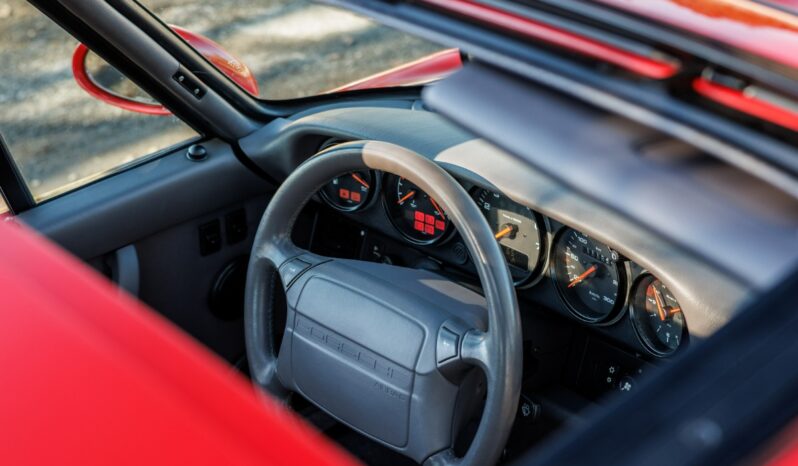 Porsche 911 964 Carrera 2 Coupe full