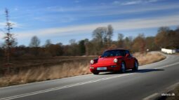 Porsche 911 964 Carrera 2 Coupe full