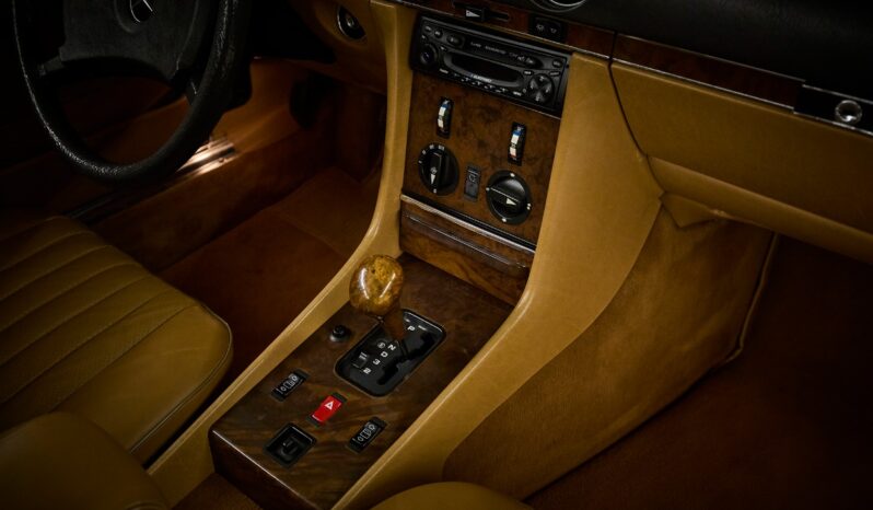 Mercedes-Benz SL-Klasse (R107) 300 SL full