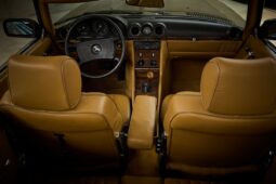 Mercedes-Benz SL-Klasse (R107) 300 SL full