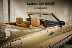 Mercedes-Benz SL-Klasse (R107) 300 SL full