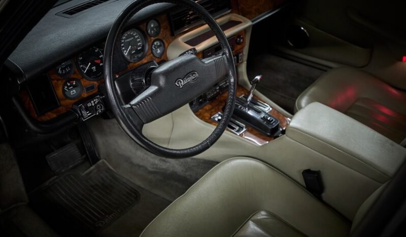 Daimler Double Six Double Six full